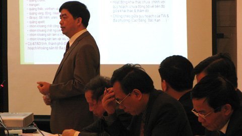 Càng giàu tài nguyên lại... càng nghèo