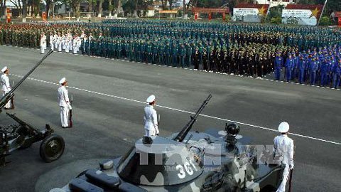 Quân đội Việt Nam ra quân đầu năm