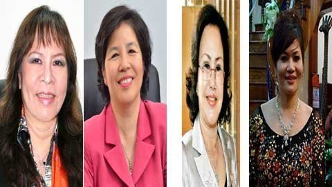 Những 'hot mom' đứng giữa thế gian cười