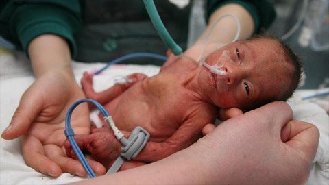 Trung Quốc lại chấn động vì vứt xác hài nhi