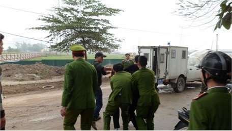 Kỳ án hiếp dâm, bắt lại một thanh niên