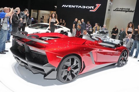 Lamborghini Aventador J – Những câu chuyện có thật