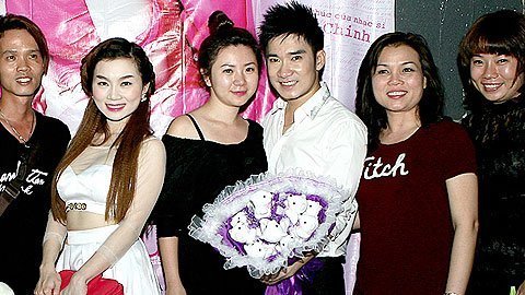 Lộ diện người yêu xinh đẹp của Quang Hà