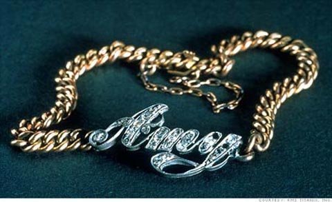 5.500 hiện vật tàu Titanic được đấu giá 190 triệu USD
