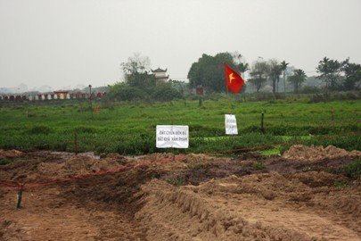 UBND TP. Hà Nội chỉ đạo làm rõ vụ lấp mộ