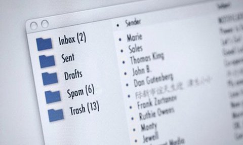 Kỳ lạ chuyện người chết gửi…email