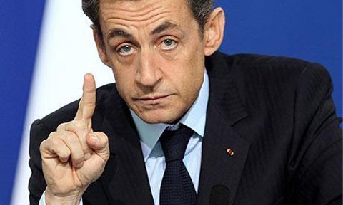 Tổng thống Pháp yêu cầu Google, Facebook đóng thuế