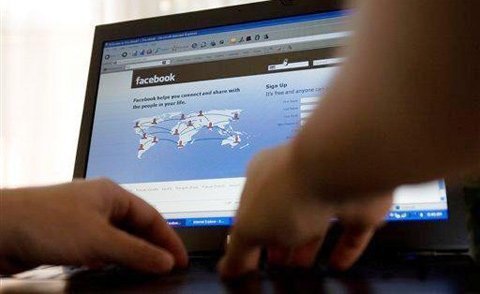 Người Việt đang làm giàu cho Facebook