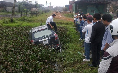 Bắt một giám đốc vụ ẩu đả với 2 công an