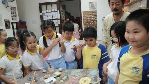 Nóng hổi chọn trường tiểu học cho con