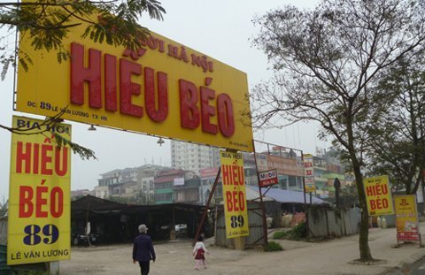 Đất công biến thành... quán nhậu