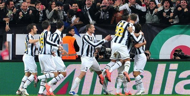 Bùng nổ hiệp 2, Juve buộc Inter quỵ gối