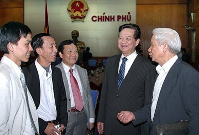 Thủ tướng tham vấn các chuyên gia kinh tế