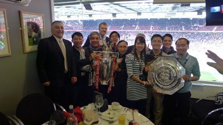 Ngồi phòng VIP Old Trafford xem M.U thi đấu
