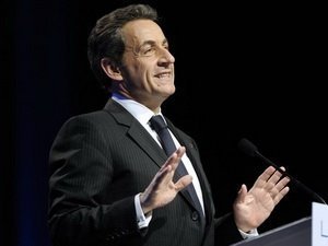 Sarkozy cam kết điều chỉnh phong cách lãnh đạo