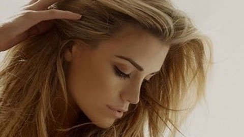 Chồng ra nước ngoài, tôi 