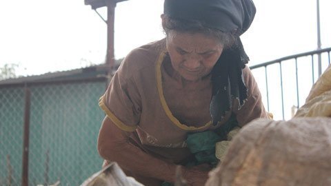 Chuyện đời con dâu bị mẹ chồng cướp con, đuổi khỏi nhà