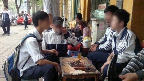 Hình ảnh chưa thanh lịch của nam sinh Hà Nội