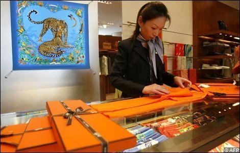 Hàng hiệu dễ 'thất sủng' ở Trung Quốc?