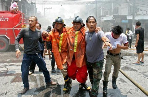 Nổ bom liên tiếp tại Thái Lan, 55 người thương vong