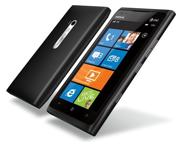 Smartphone 'khủng' Lumia 900 cháy đơn đặt hàng