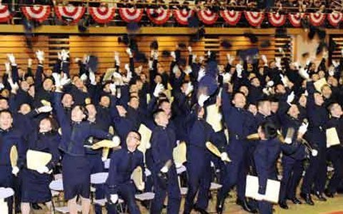 Cử nhân đại học lũ lượt đầu quân vào ngành tang lễ