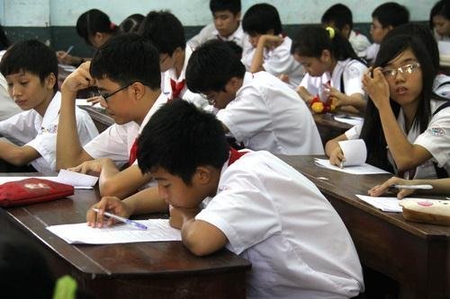 Con điểm kém, cha mẹ bạo hành tinh thần