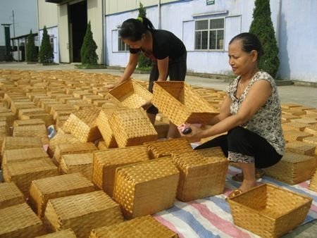 Nói và làm: Khi cả làng phá sản
