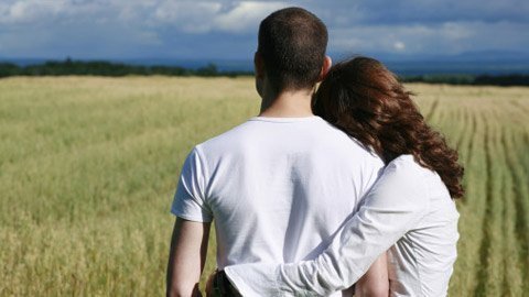 Tha thứ để không còn day dứt khi nghĩ về nhau…