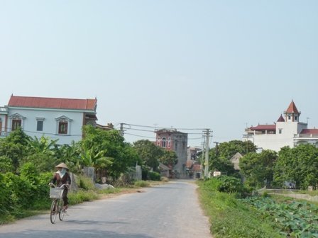 Tan tổ ấm vì “cơn bão“ xuất khẩu lao động