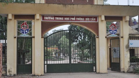 Tranh cãi chuyện cấm học kém thi đại học