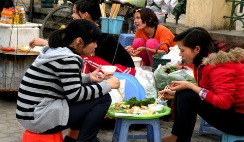 Choáng váng với lẩu chuột, bún 