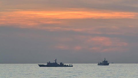 Philippines điều tàu tới hiện trường đụng độ tàu TQ