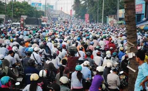 Kẹt xe hay kẹt đường tư duy?