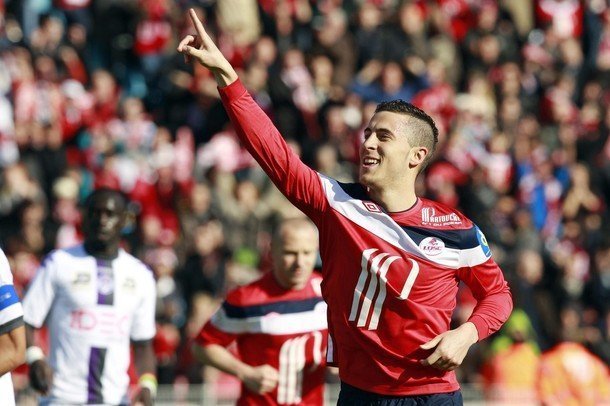 M.U đã nhắm được người thay thế Paul Scholes