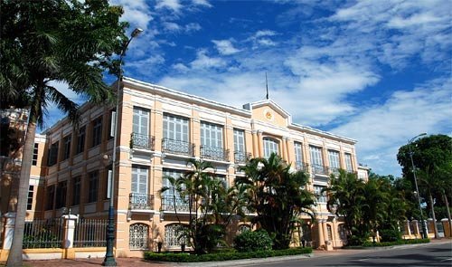 Phân cấp: Tỉnh chủ động quá đà, quốc gia lãnh hậu quả