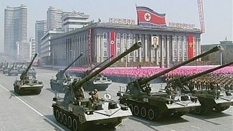 Triều Tiên duyệt binh thị uy lực lượng
