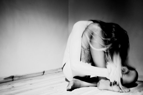 Em đang muốn đi chết đây!