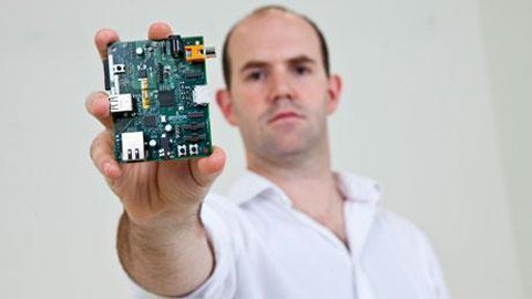 Máy tính 700.000 VND chính thức lên kệ