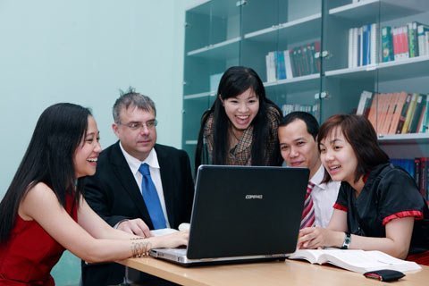 Đã có cao học marketing, tài chính Việt-Bỉ