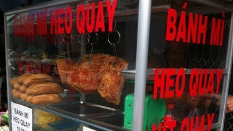 Gà vàng, heo quay hấp dẫn nhờ phẩm độc