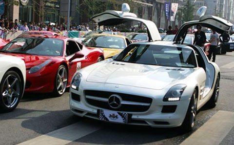 Choáng với tài sản riêng của con cưng đại gia TQ