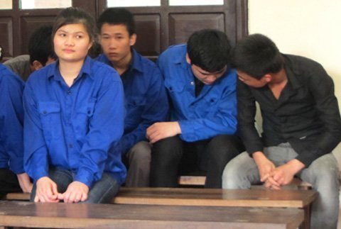 Gái bán dâm bắt thiếu gia đòi 800 triệu đồng