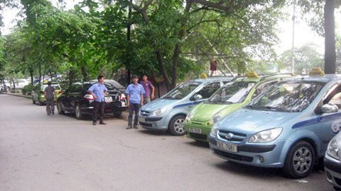 Bãi đỗ xe tĩnh tại khu Đầm Trấu “vênh” quy hoạch