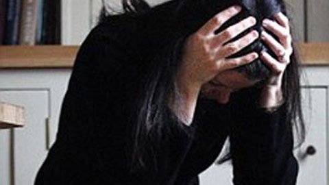 Nữ thạc sĩ nhập viện tâm thần vì ế chồng