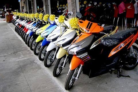 Ế ẩm: Xe máy bán dưới giá nhà máy đề xuất