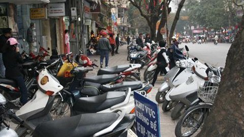 Hà Nội cho xây bãi đỗ xe tạm thời