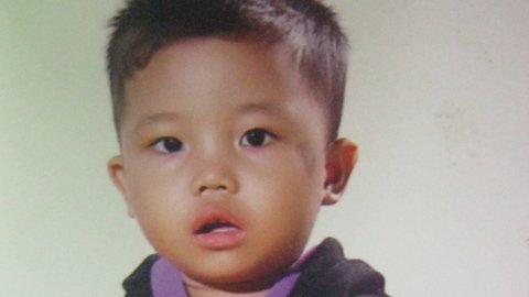 Sinh em để lấy máu chữa bệnh cho anh