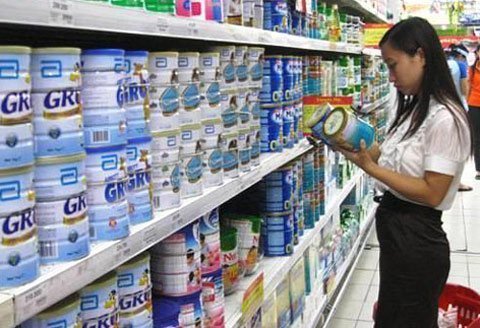 Sữa đề nghị tăng giá theo xăng