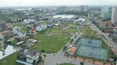Thị trường nhà đất méo mó vì cơ chế hai giá